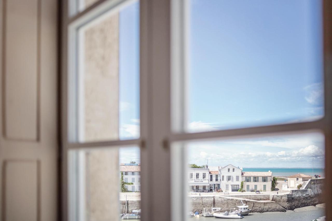 XVIII Century Gem With Magnificent Views Of The Harbour With A Private Garage Daire Saint-Martin-de-Ré Dış mekan fotoğraf