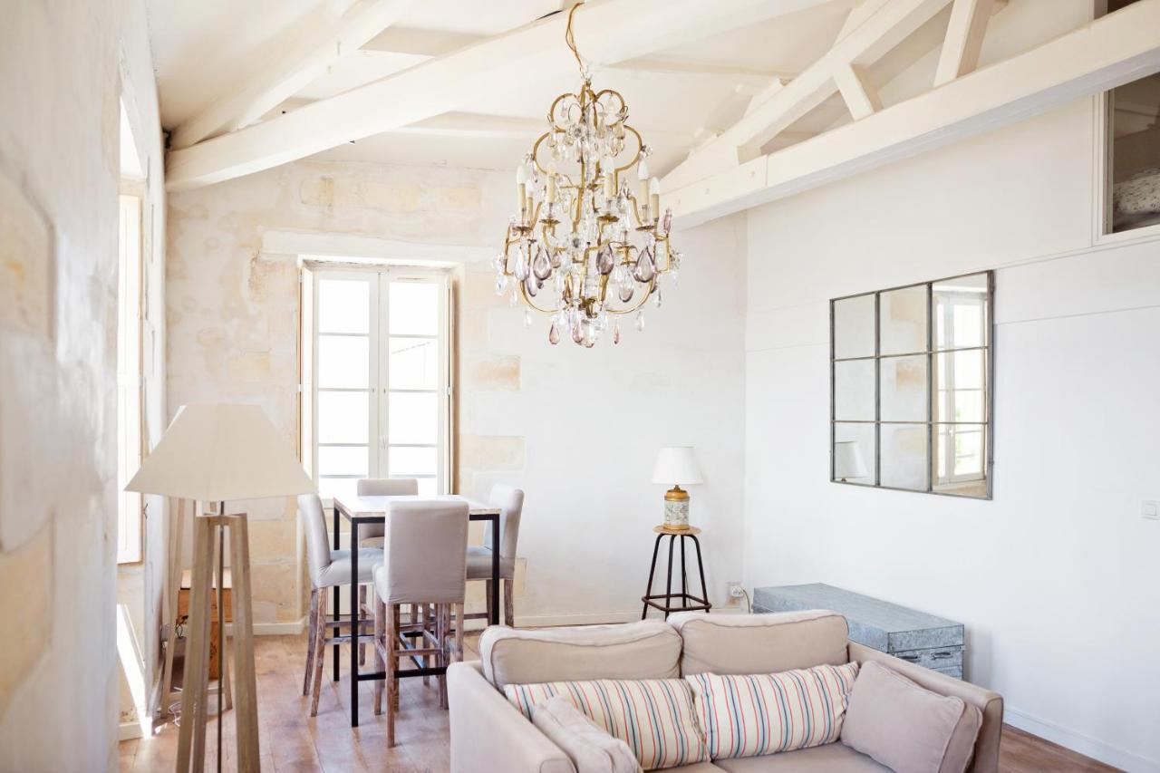 XVIII Century Gem With Magnificent Views Of The Harbour With A Private Garage Daire Saint-Martin-de-Ré Dış mekan fotoğraf